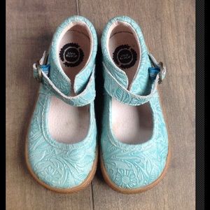 LIVIE & LUCA LEATHER FLORAL MARY JANE SHOES 10